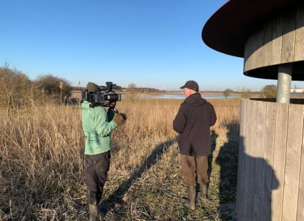 televisie opnames in het veld